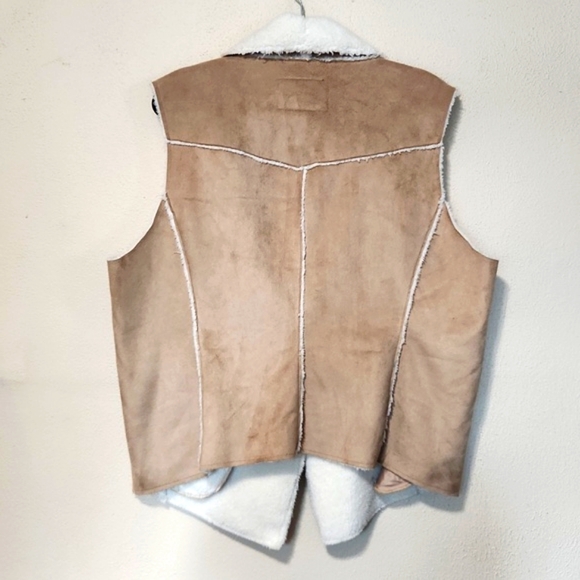 Powder River Outfitters by Panhandle Micro Suede Tan Vest Size XXL Like New!! - Picture 4 of 9